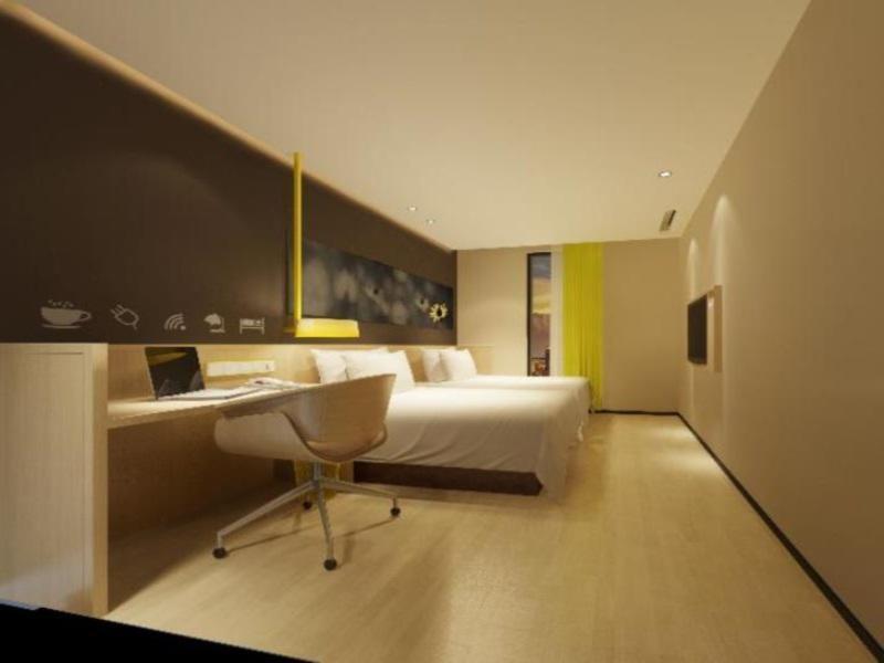 7Days Inn Yunfu Luoding Central Exterior foto